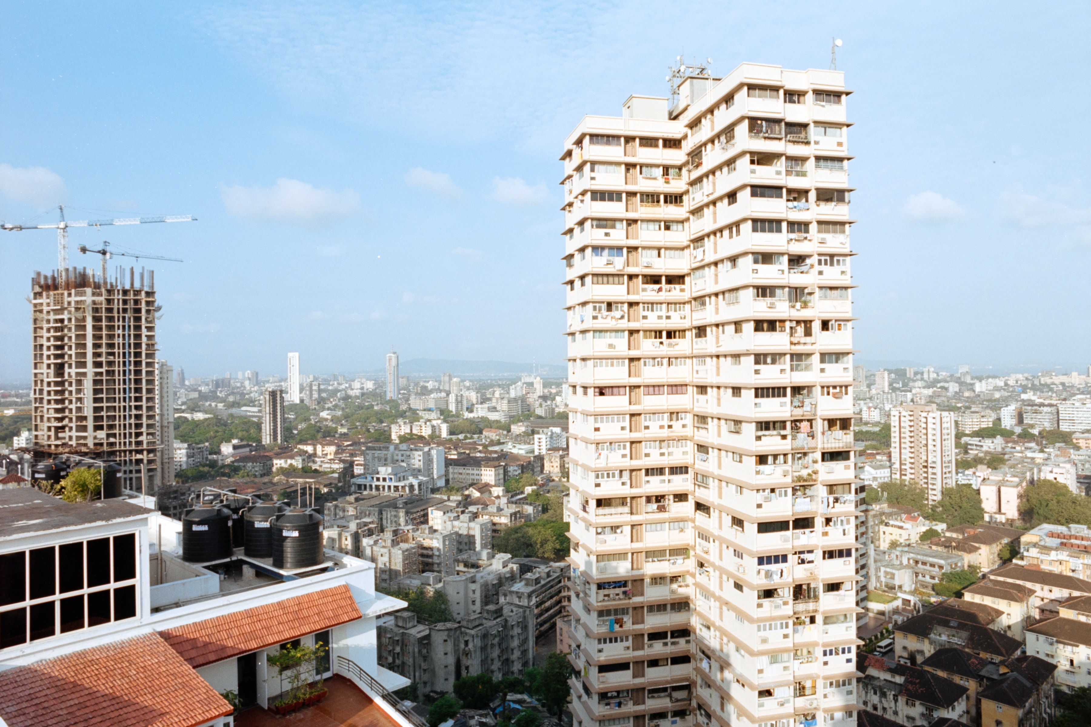 AHP F2004 09 001 sc250526 img24 NLP